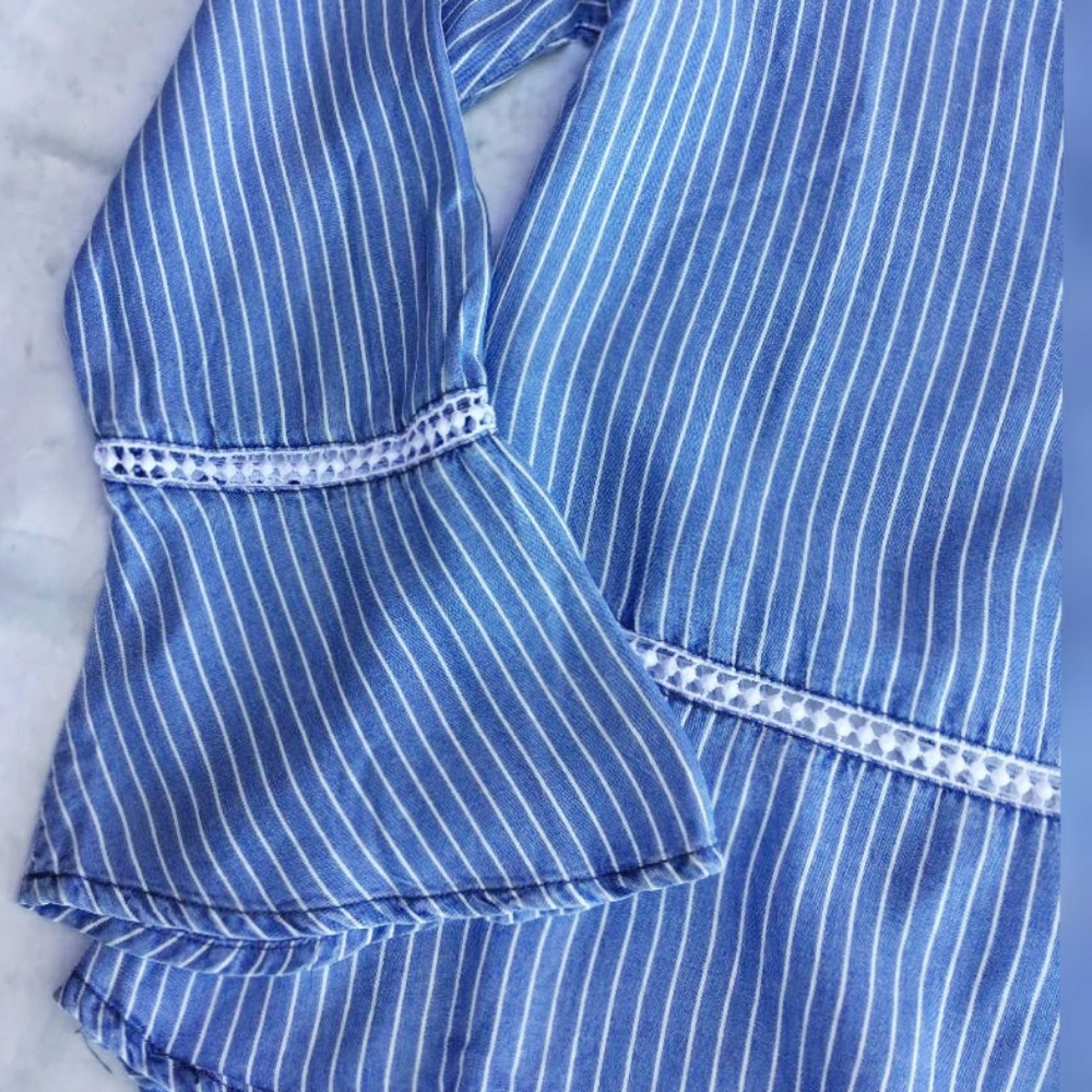 LAST ONE❗Casual Chic Chambray Striped Bell Sleeves Top - Picture 4 of 9